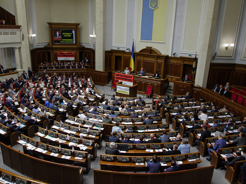 Депутат Рады предупредил о скором военном перевороте на Украине из-за "тарифного геноцида" народа