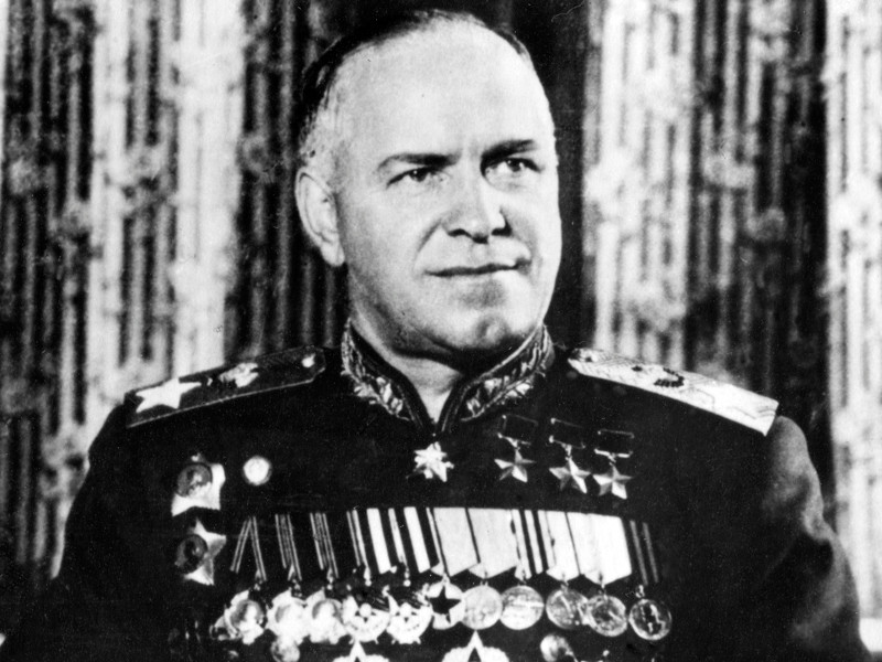 В Одессе разбили мемориальную доску маршалу Жукову