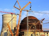 БелАЭС строится вблизи города Островец в Гродненской области, на западе Белоруссии. Суммарная мощность двух блоков станции, использующих реактор типа ВВЭР-1200, составит 2400 МВт