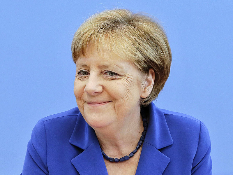 Канцлер ФРГ Ангела Меркель теряет популярность. Менее половины граждан Германии довольны ее работой, показал опрос