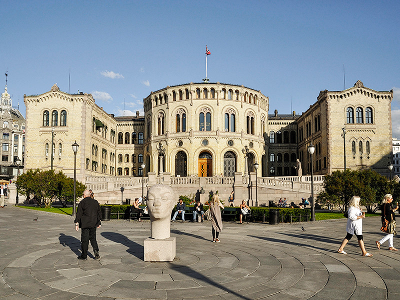 Норвежского парламентария раскритиковали за игру в покемонов на заседании по оборонной политике