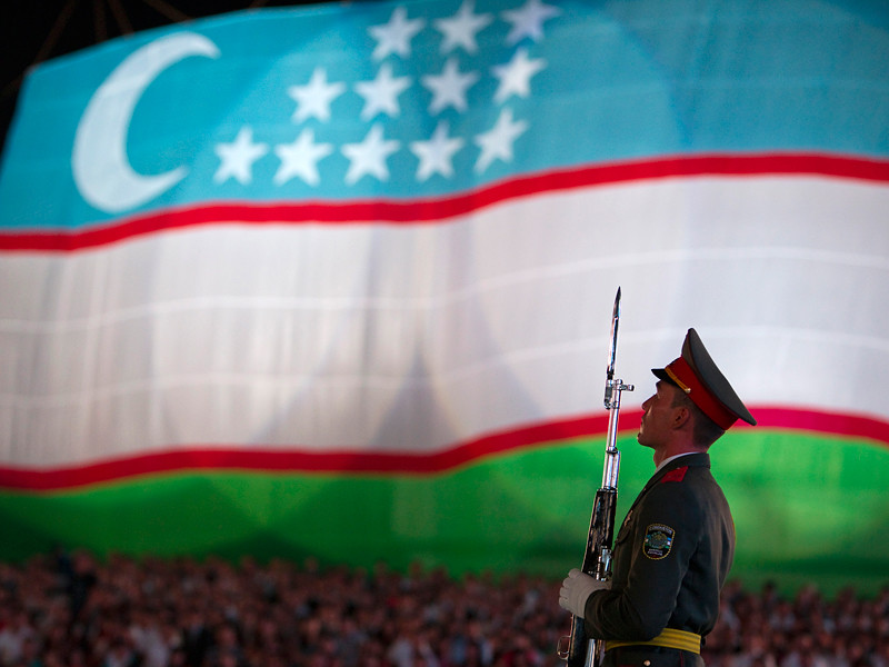 В столице Узбекистана решили перенести праздничный салют в честь 25-й годовщины независимости страны с 1 сентября на неопределенную даты