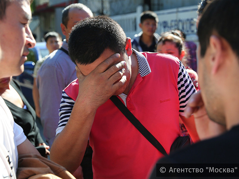 В Киргизии понедельник, 29 августа, объявлен днем траура по жертвам пожара в Москве, а также по погибшим в результате крупной аварии на дороге Бишкек-Ош