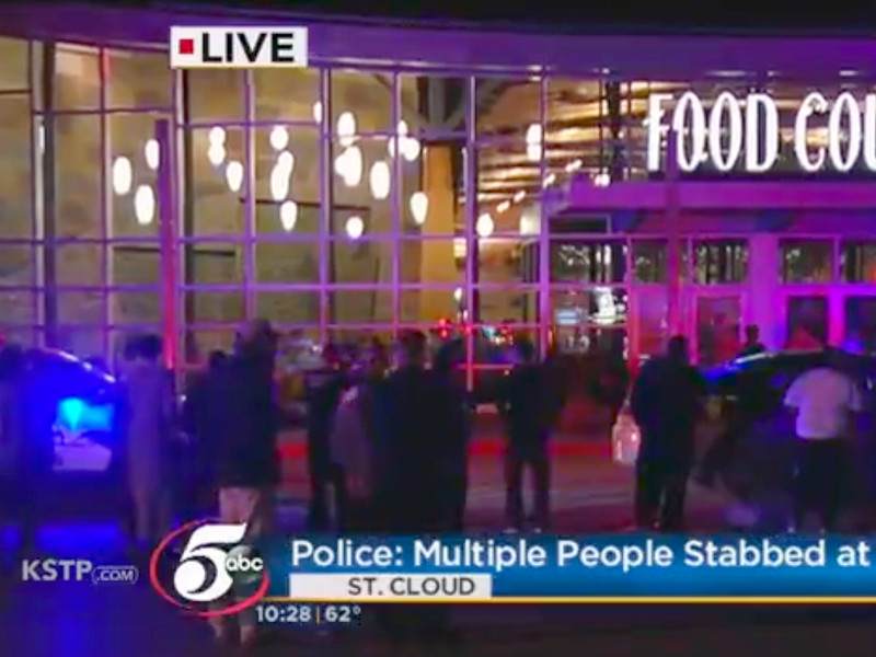 Мужчина с ножом напал на посетителей торгового центра в Миннесоте