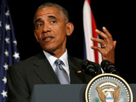 По словам Обамы, переговорщики работают "круглые сутки". "Думаю, пока преждевременно говорить о том, что дорога впереди чиста, однако по крайней мере есть возможность для какого-то прогресса", - заявил он