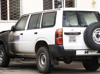 Неизвестные подожгли автомобиль мониторинговой миссии ОБСЕ в центре Ивано-Франковска на Украине, сообщается на официальном сайте областной полиции