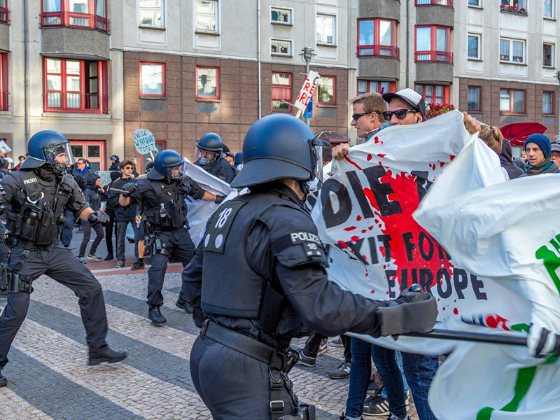 Пятьдесят два человека были задержаны в Берлине в ходе протестных акций сторонников левого общественного движения Blockupy