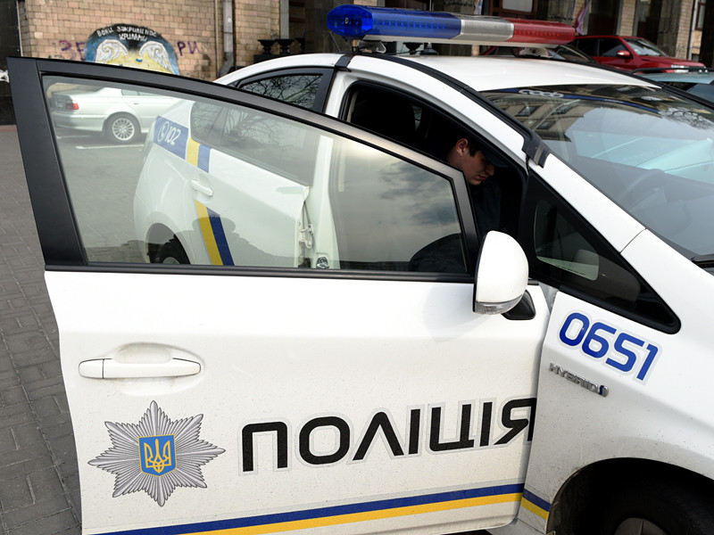 Сотрудники киевской полиции задержали несколько человек, которых подозревают в поджоге одного из зданий телеканала "Интер" в столице Украины