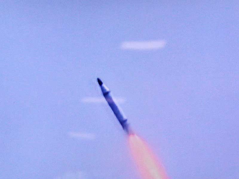 Вооруженные силы Северной Кореи в понедельник, 5 сентября, произвели пуск трех баллистических ракет в направлении Японского моря, сообщает агентство Yonhap. Запуск был произведен в направлении Японского моря