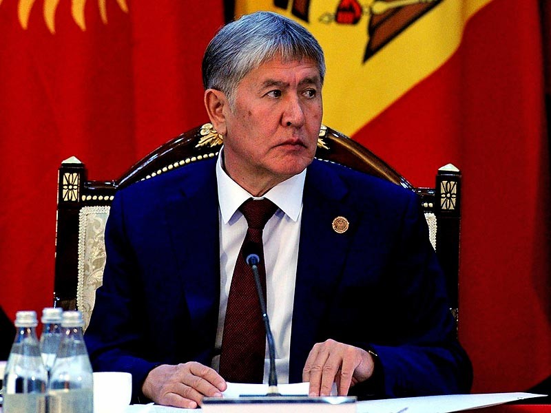Президент Киргизии после недомогания по пути в Нью-Йорк отменил участие в Генассамблеи ООН