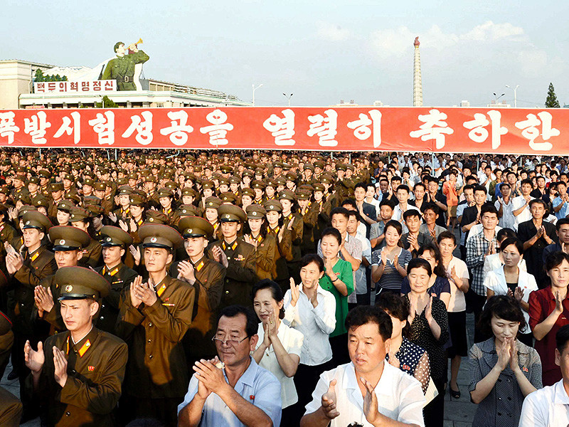 В столице Северной Кореи Пхеньяне прошел митинг в поддержку ядерного испытания, которое было проведено 9 сентября и вызвало критику со стороны стран-членов ООН