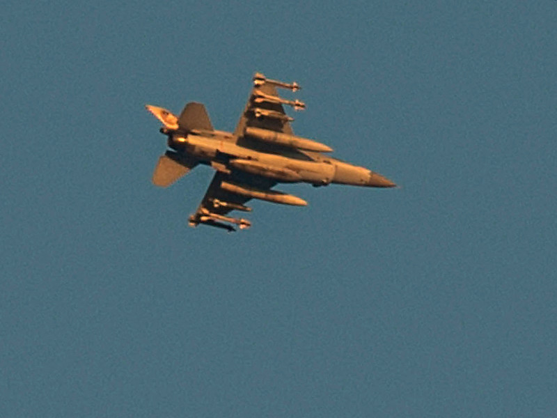 Израильская авиация нанесла удар по сирийским артиллеристам в ответ на упавший на Голанских высотах снаряд