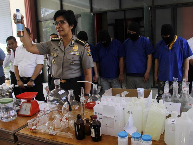 Власти Индонезии намерены усилить борьбу с наркоторговлей в стране по примеру соседних Филиппин