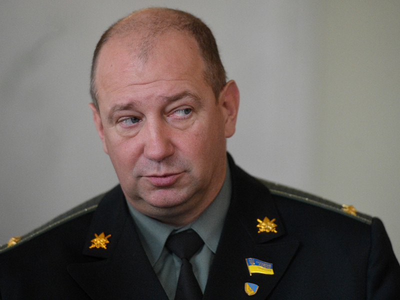 Больше других прославился депутат Сергей Мельничук, экс-командир батальона "Айдар": он задекларировал доход в триллион гривен - или 38,7 млрд долларов