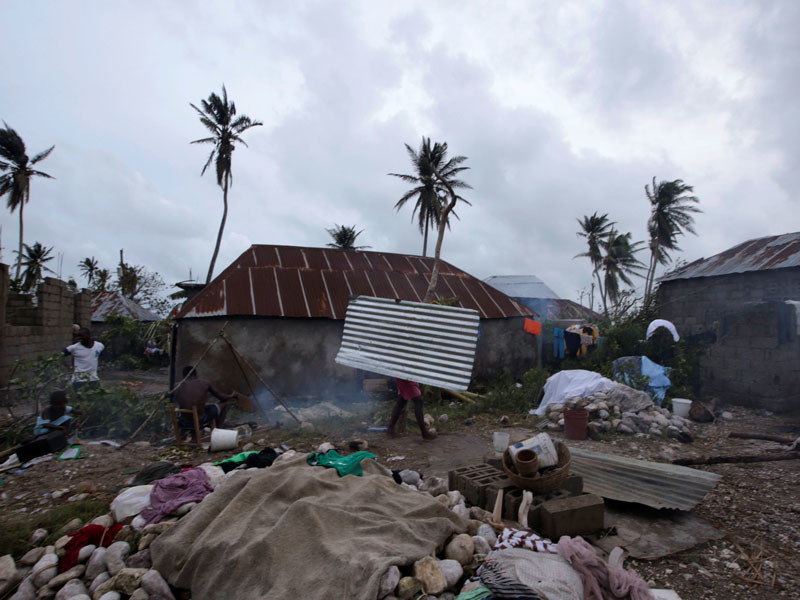 В странах Карибского бассейна ураган Matthew унес жизни 26 человек