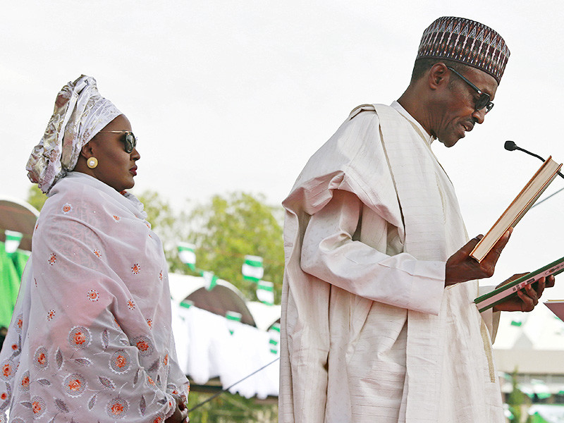 Жена президента Нигерии Мохаммаду Бухари шокировала СМИ и граждан своей страны резким заявлением в адрес супруга