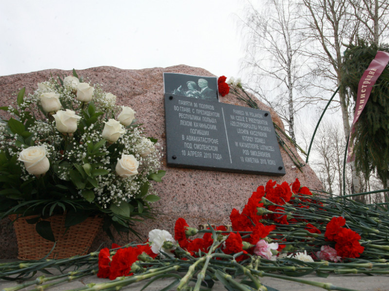 В результате авиакатастрофы под Смоленском в 2010 году погиб тогдашний президент Польши Лех Кочиньский