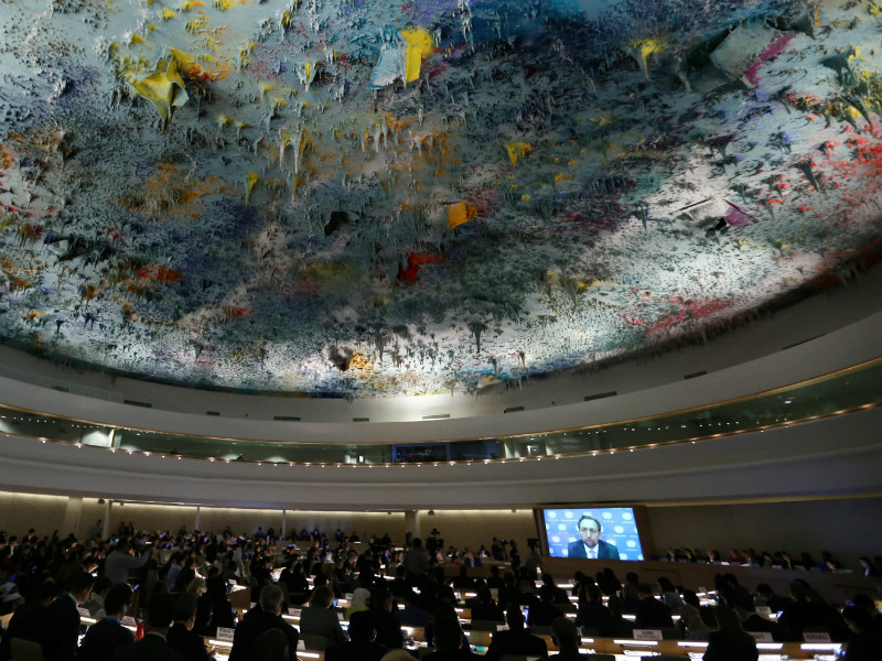 21 октября Совет ООН по правам человека на специальной сессии в Женеве одобрил резолюцию по Сирии