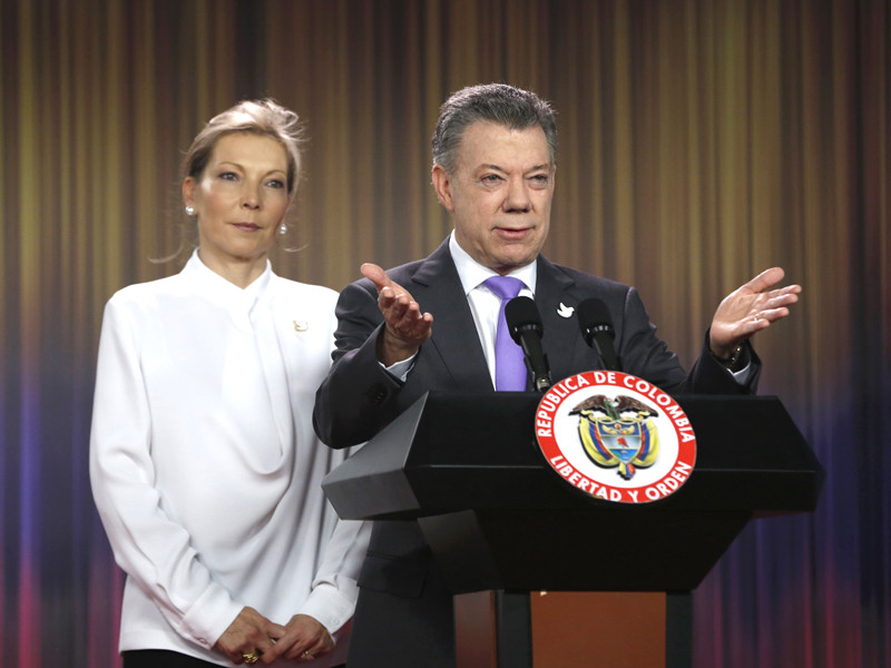 Президент Колумбии Хуан Мануэль Сантос объявил, что передаст деньги, полученные в качестве Нобелевской премии мира, семьям жертв гражданской войны в стране