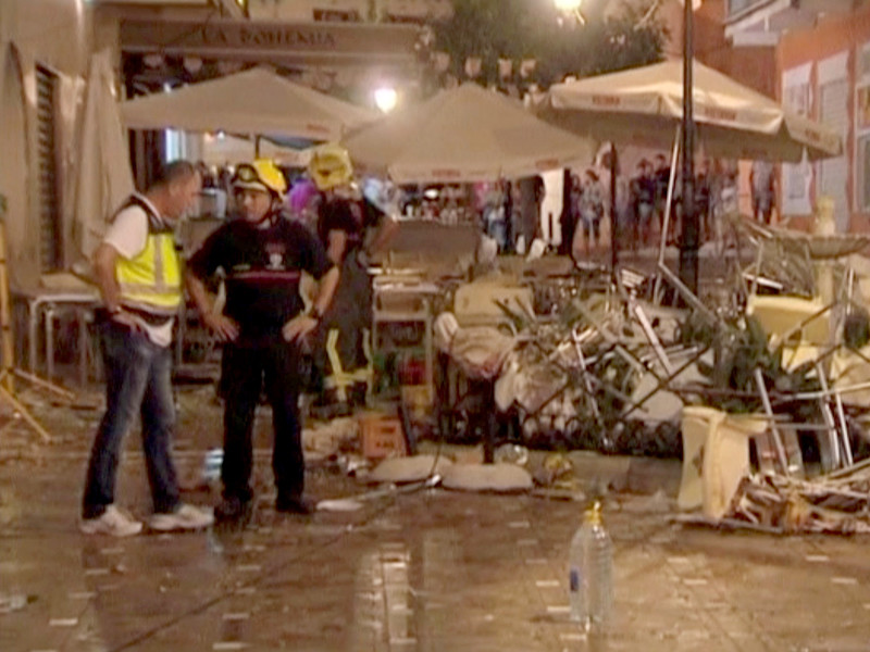 По меньшей мере 90 человек пострадали в Испании в результате взрыва газа в одном из кафе