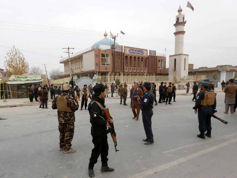 В Кабуле во время религиозного праздника взорвана шиитская мечеть, 30 человек убиты, более 80 ранены