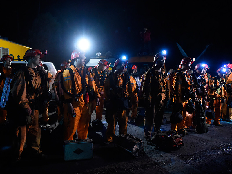 В Китае в результате взрыва на угольной шахте погибли 33 человека