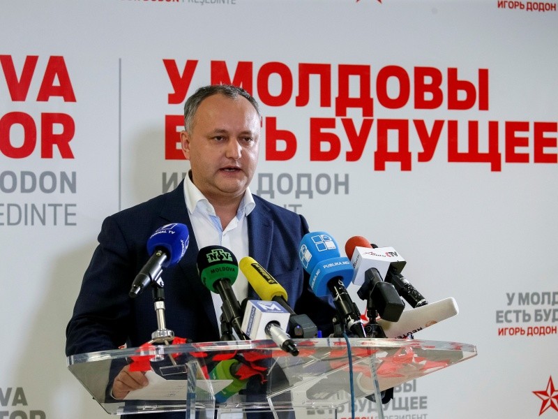 Социалист Игорь Додон одержал победу на президентских выборах в Молдавии