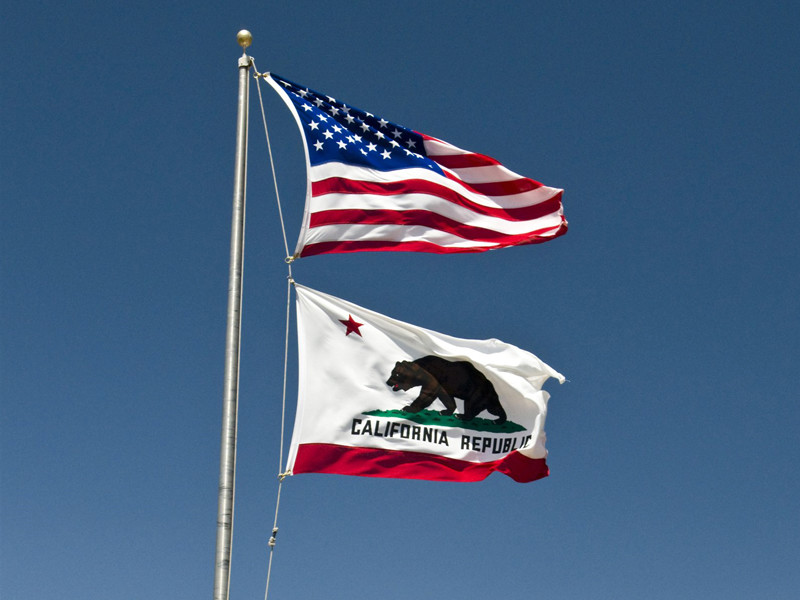 Сторонники отделения Калифорнии от США передали властям документ о подготовке референдума
