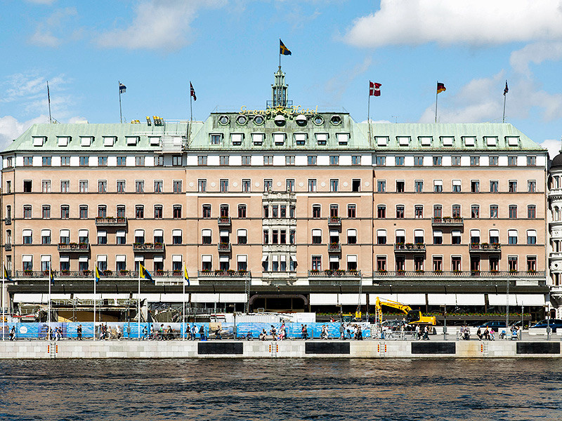 "Гранд-Отель" в Стокгольме извинился за предоставление номеров европейским политикам-националистам