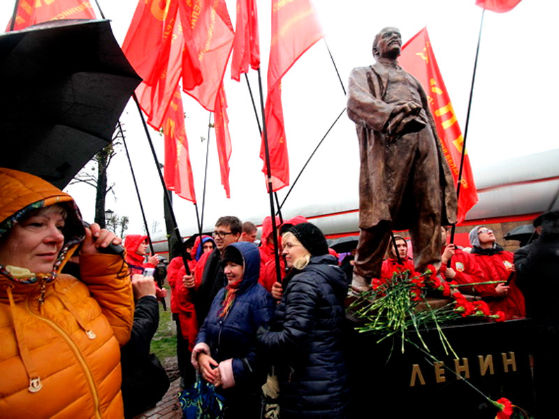 В Минске открыли восстановленный памятник Ленину, не обошлось без задержаний оппозиционеров