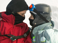 Стоит отметить, что запрет также включает в себя и ношение на публике шлемов и лыжных масок, не предназначенных, по мнению законодателей, для появления в общественном месте