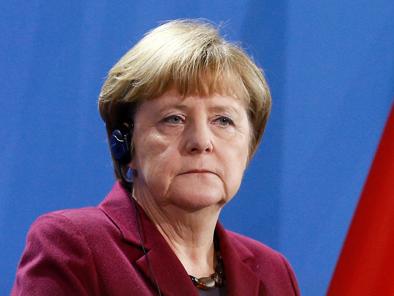 Канцлер Германии Ангела Меркель заявила 8 ноября, что Россия посредством хакерских атак или дезинформации может попытаться оказать влияние на результат парламентских выборов в Германии осенью 2017 года