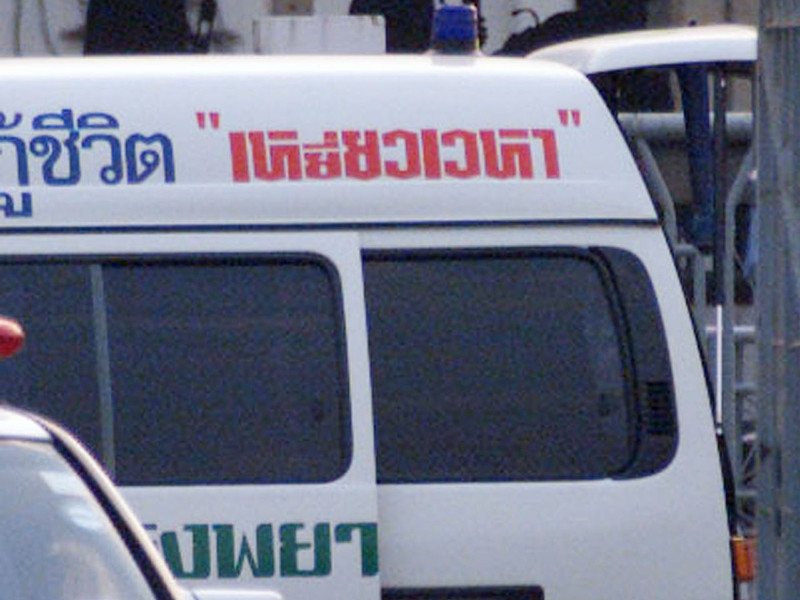 Двенадцать российских туристов получили ранения в результате ДТП, произошедшего в провинции Пхангнга в Таиланде