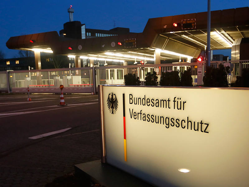 В Германии задержан сотрудник одной из спецслужб - Федерального ведомства по охране конституции (BfV) ФРГ, который подозревается в исламизме