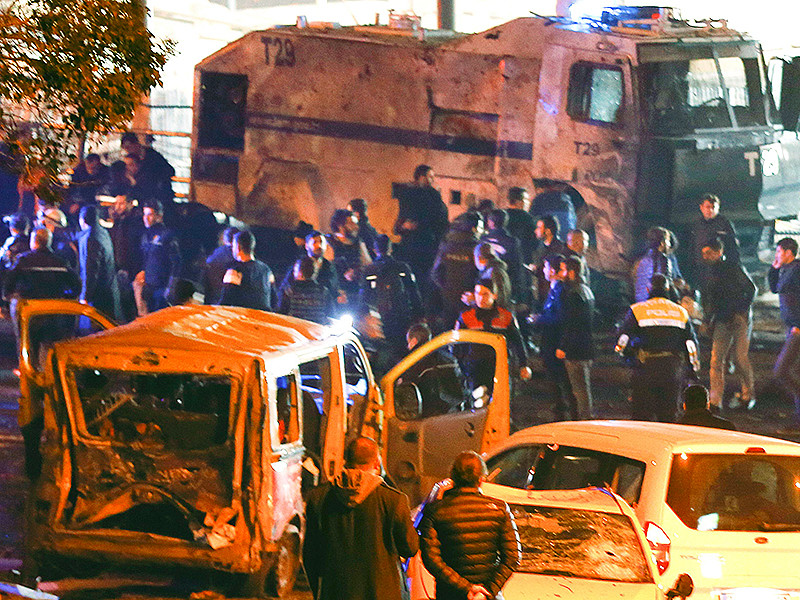 Власти Турции связали теракт в Стамбуле с деятельностью Рабочей партии Курдистана (РПК, запрещена в Турции)