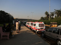 В результате трагедии в Карачи погибли, по меньшей мере, 11 человек. Еще более 70 пострадали