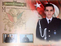 62-летний посол РФ в Анкаре Андрей Карлов скончался 19 декабря, после того как 22-летний гражданин Турции Мевлют Алтынташ несколько раз выстрелил в спину дипломату во время его выступления на открытии выставки в Центре современного искусства в Анкаре