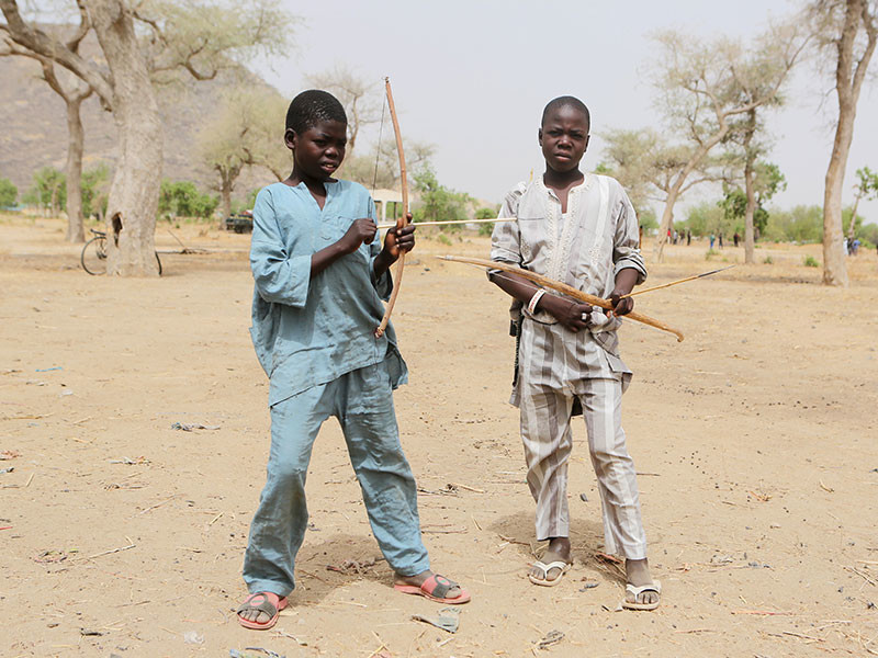 Сбежавший из "Боко Харам" подросток рассказал, что боевики учат мальчишек насиловать женщин