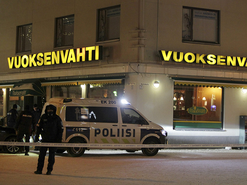 Стрелок, устроивший бойню в финском городке Иматра на границе с Россией, стрелял только в женщин