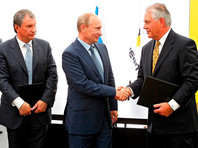Игорь Сечин, Владимир Путин и Рекс Тиллерсон, июнь 2012 года