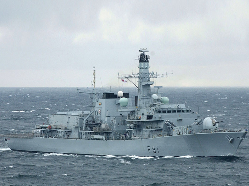 Фрегат HMS Sutherland отправлен в западную часть Ла-Манша, чтобы проследить за передвижениями российского корабля, обеспечивая безопасность странам региона
