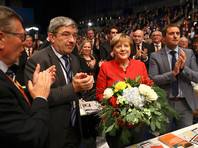 На партийном съезде ХДС Меркель была вновь избрана главой партии, получив 89,5% голосов делегатов