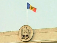 Новый президент Молдавии освятил свою новую резиденцию и избавился от флага ЕС