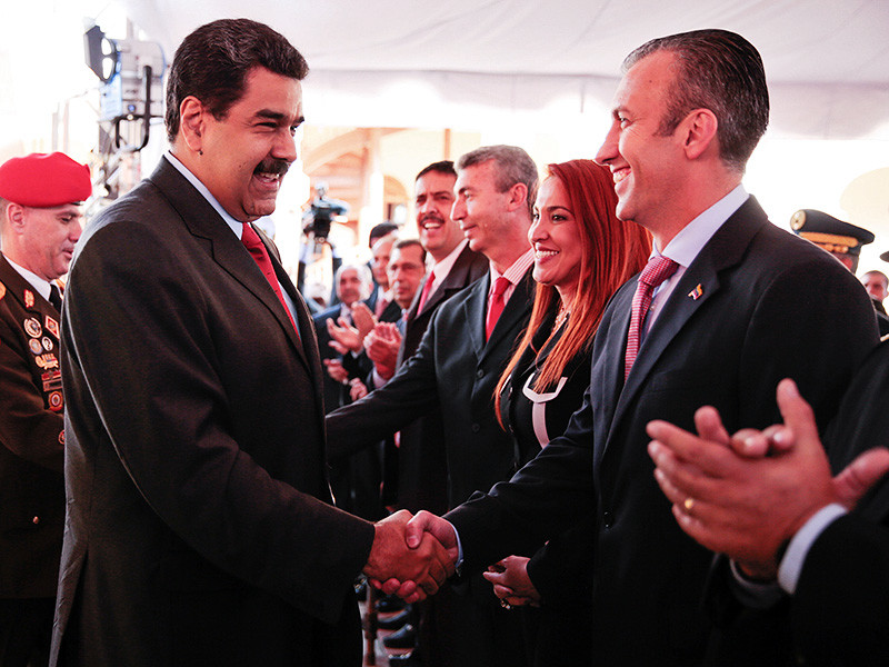 Президент Венесуэлы Николас Мадуро назначил 42-летнего губернатора штата Арагуа Тарека эль-Аиссами новым исполнительным вице-президентом страны