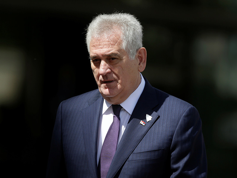 Президент Сербии пригрозил послать армию в Косово