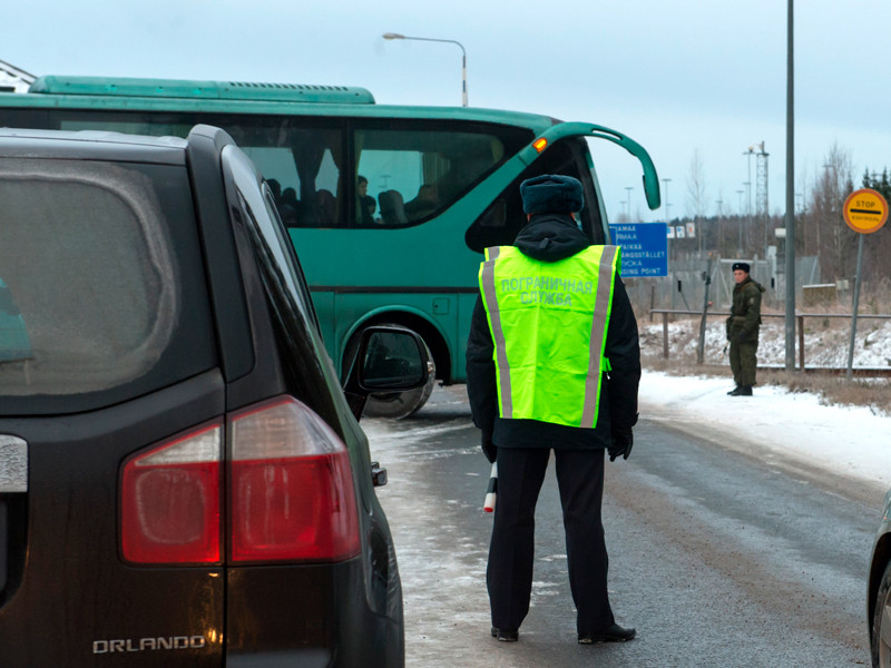 Пограничный пункт пропуска автомобилей МАПП "Брусничное" на границе РФ и Финляндии