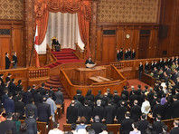 Как сообщает официальный сайт японского правительства, совместное заседание обеих палат парламента страны, на котором выступил Абэ, состоялось в пятницу, 20 января