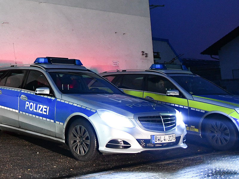 Полиция Германии проводит расследование в связи с обнаружением более 150 кг взрывчатки у двух граждан страны, подозреваемых в связях с местной террористической организацией неонацистского толка