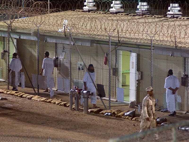 Последнего россиянина в Гуантанамо Равиля Мингазова отправили из американской тюрьмы в ОАЭ
