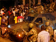 Бывший президент Гамбии Яйя Джамме, проигравший на выборах 1 декабря оппозиционеру Адаме Бэрроу, покинул страну, забрав с собой 11,4 миллиона долларов из государственной казны